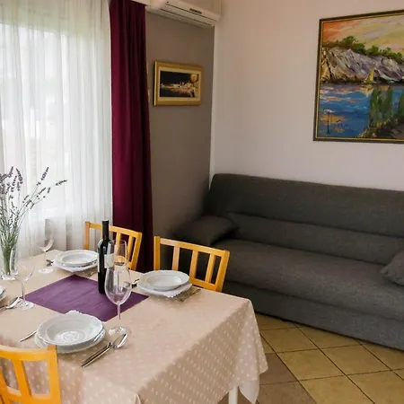 Anda Apartamento Trogir