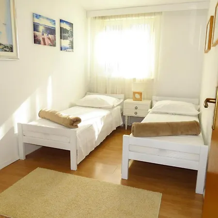 Anda Trogir